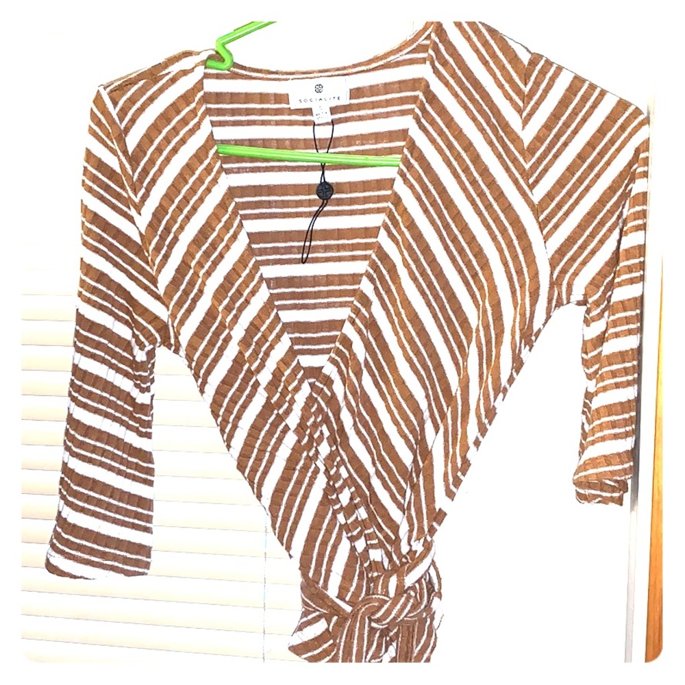 Yellow and white cross tie top